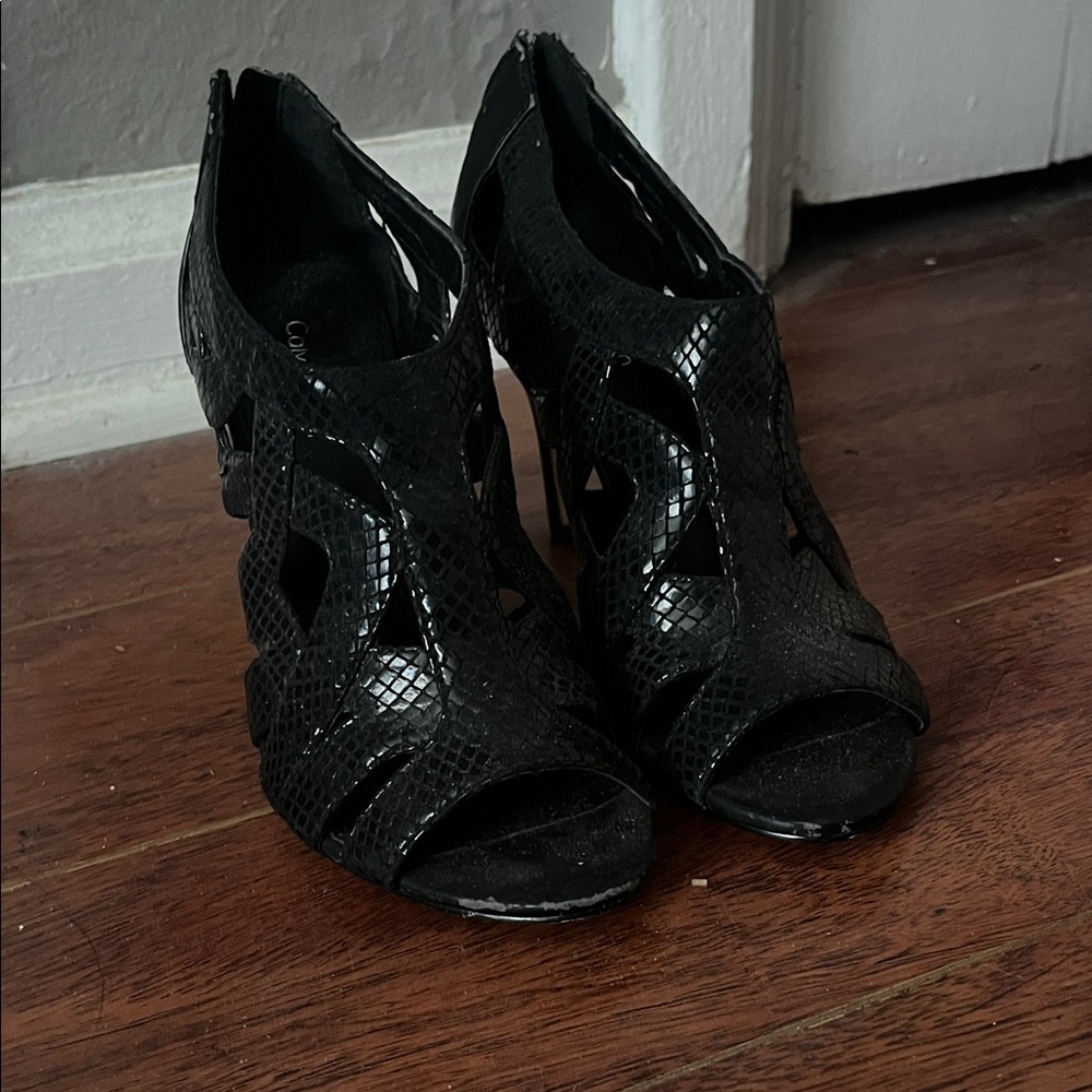 Calvin Klein Black Textured Heels